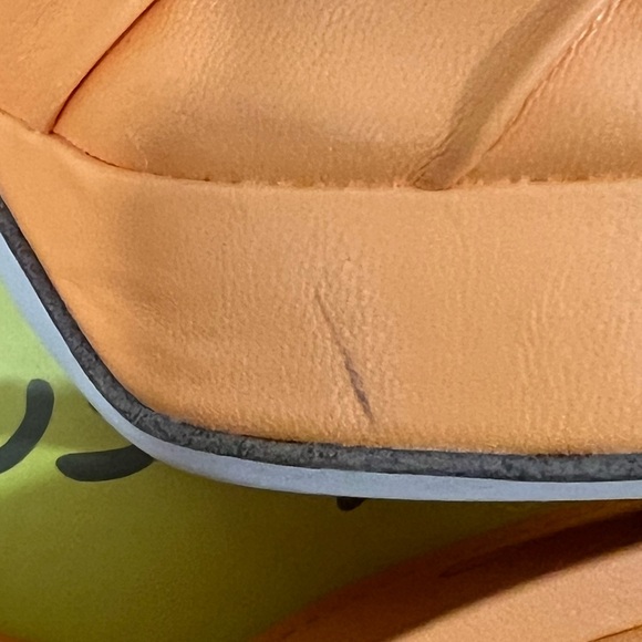 Circus Marianna, Creamsicle - Picture 7 of 11